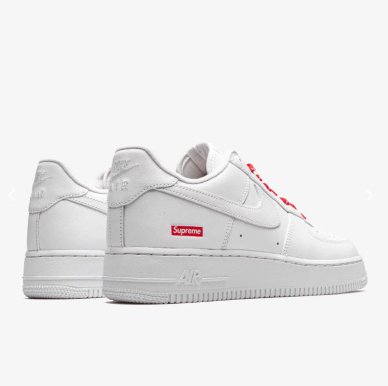 Nike Air Force 1 Low White Supreme