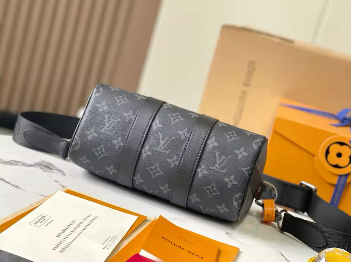 Louis Vuitton Style Keepall , Sacs Hundred Sacs à bandoulière.