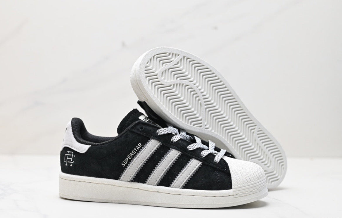 Adidas Clover Originals Superstar Pride RM