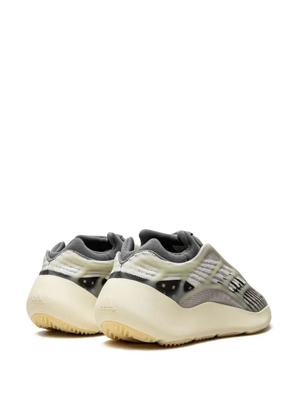 Adidas Yeezy baskets Yeezy 700 V3 'Fade Salt'