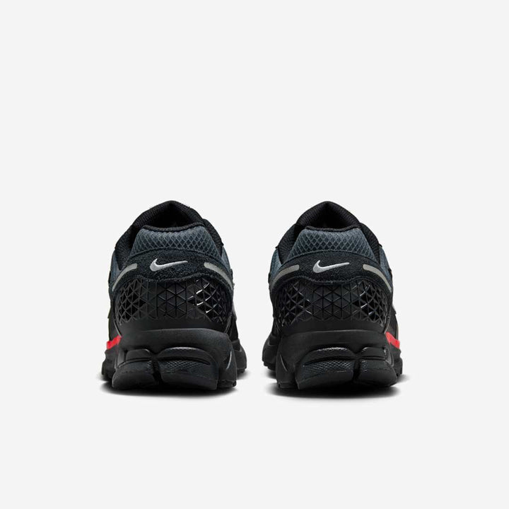 Nike zoom vomero 5 metallic bred