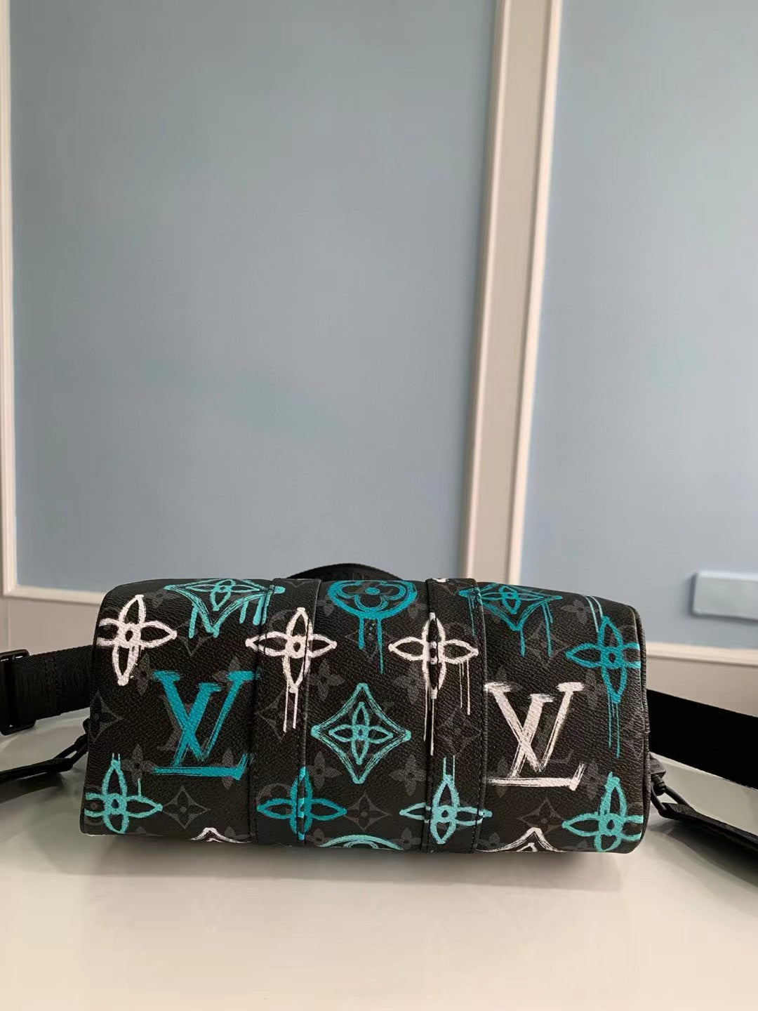 Louis Vuitton KEEPALL BANDOULIÈRE 25