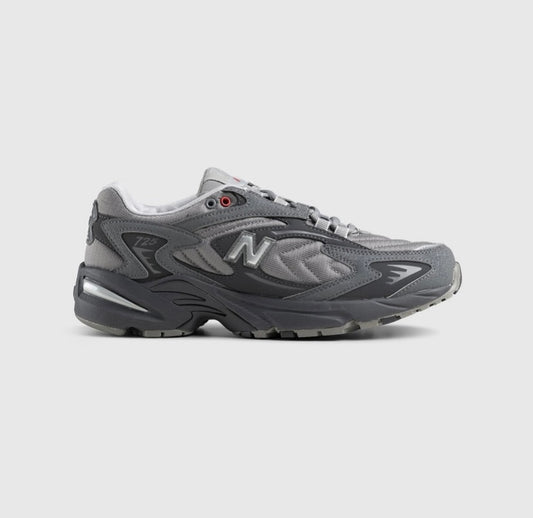 New Balance 725 ML725C