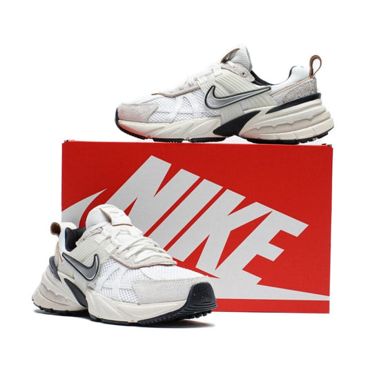 Nike V2K Run « Summit White Light Orewood Brown