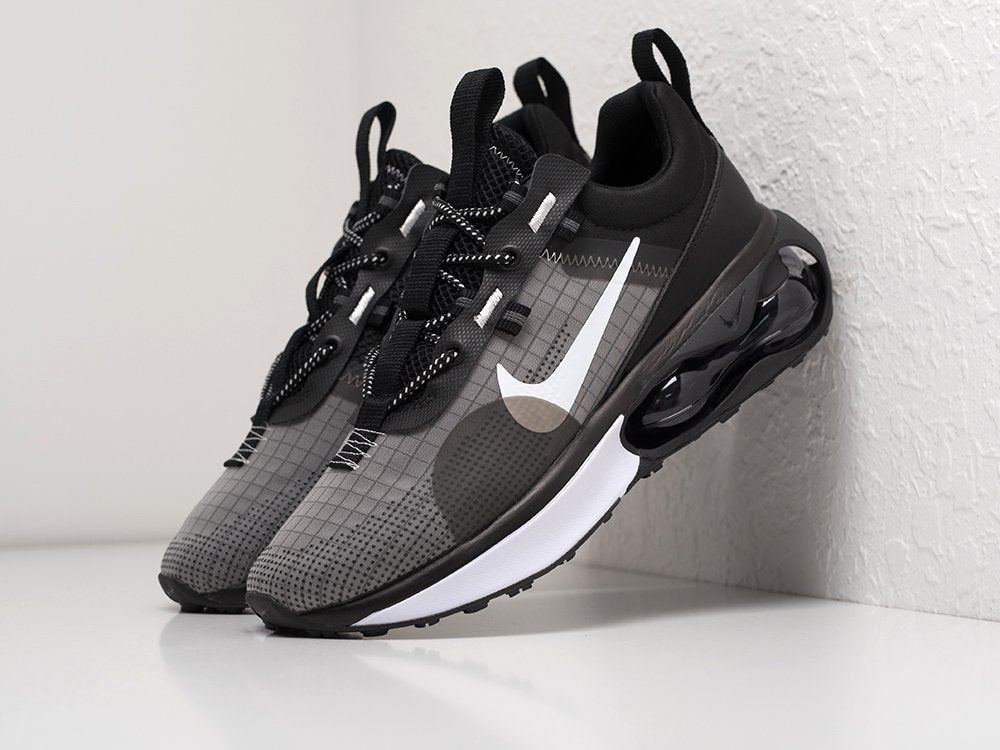 NIKE AIR MAX 2021