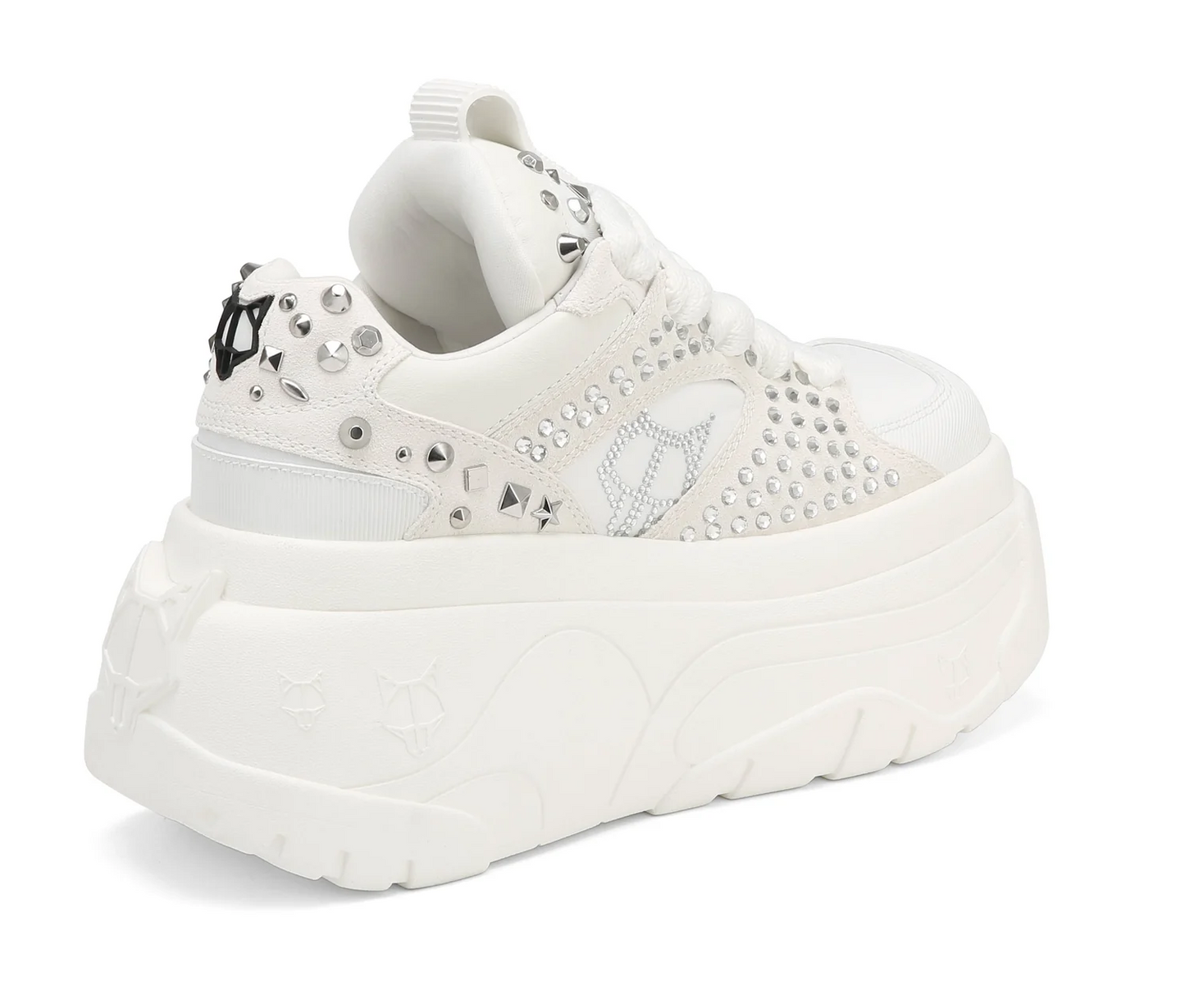 Naked Wolfe Fantasy White