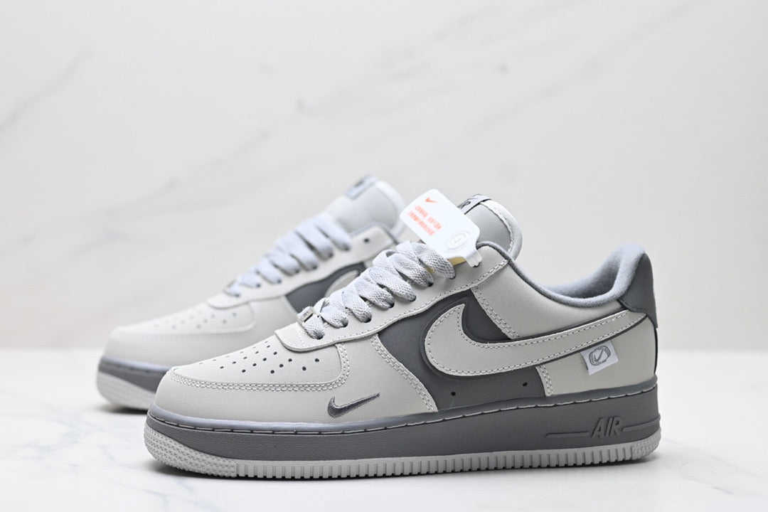 Nike Air Force 1 Low Gris Clair Accents Gris Fonce